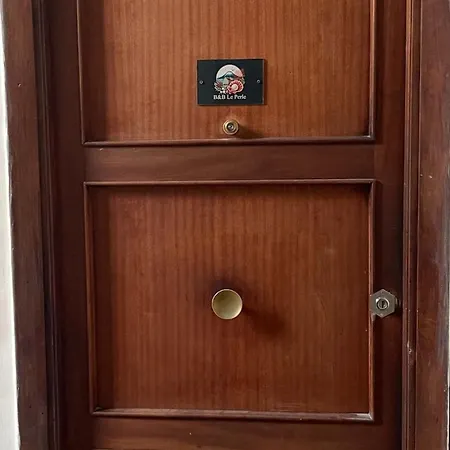 Daire Leperle Torre del Greco