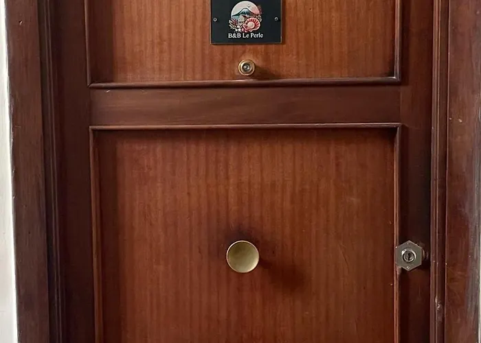 Daire Leperle Torre del Greco